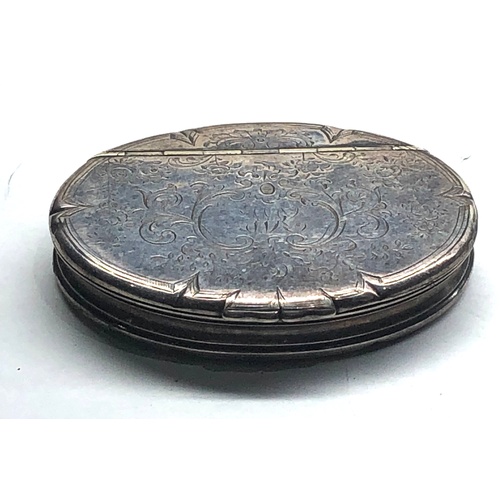 584 - Large early 19th cent continental white metal snuff box measures approx 86mm by 65mm gold gilt lined... 