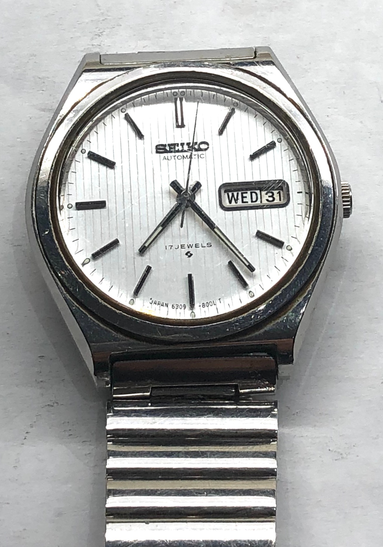 Gents automatic Seiko 6309-800 striped dial stainless steel case and strap  in working order but no w