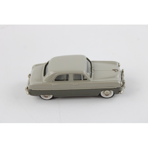 1088 - Vintage Boxed Lansdowne models 1954 Ford Zephyr Zodiac Diecast Model LD7  Item is in good vintage co... 