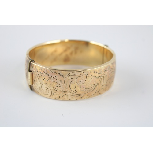 84 - Vintage 9ct gold metal core cuff bangle (53g)