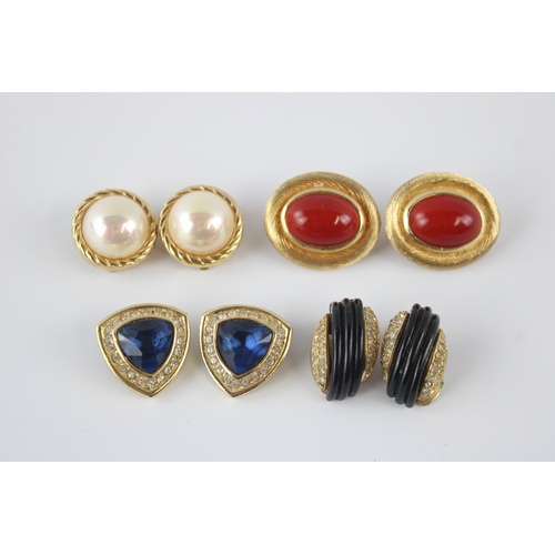 91 - 4 pairs of vintage Christian Dior clip on earrings