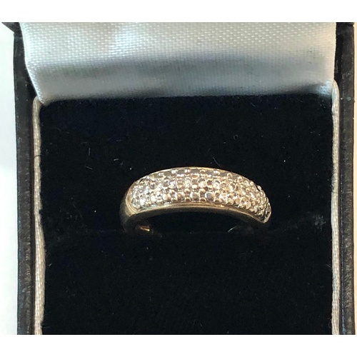 541 - 2 9ct gold diamond dress rings weight 5.2g