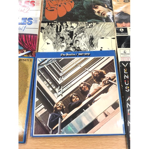 1106 - selection of 11 Beatles related records