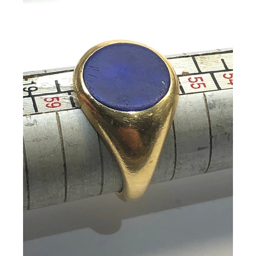 150 - 18ct gold hardstone ring