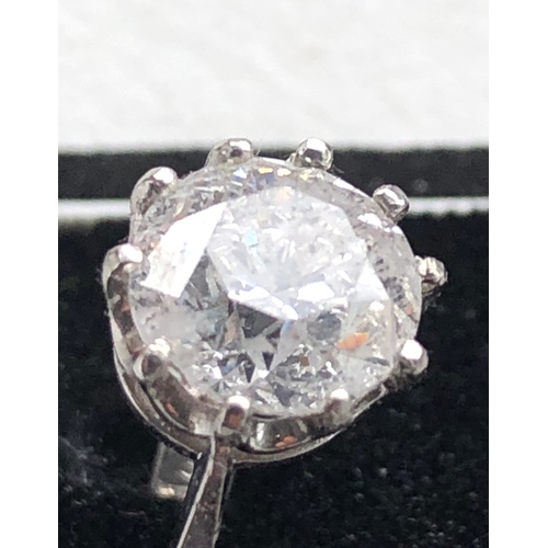 164 - Fine 2.5ct diamond ring sone measures approx 9mm dia set in platinum