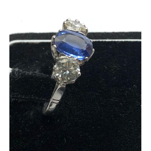 189 - Fine sapphire and diamond ring central sapphire 2.30ct with 2 diamonds 1.1ct set in platinum