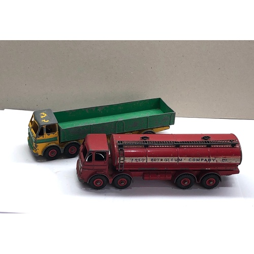 392 - 2 Vintage dinky lorries played with condition