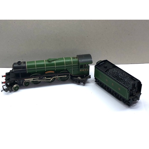 393 - Hornby 00 gauge 4472 flying scotsman electric loco and tender L.N.E.R