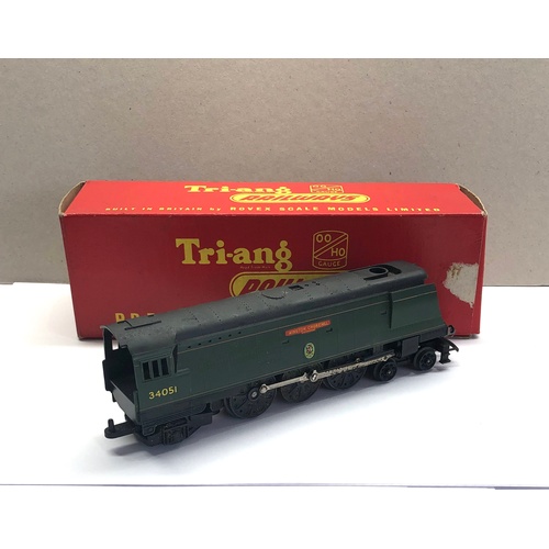 394 - Vintage boxed triang 00 gauge 34051 Winston churchill battle of Britain loco