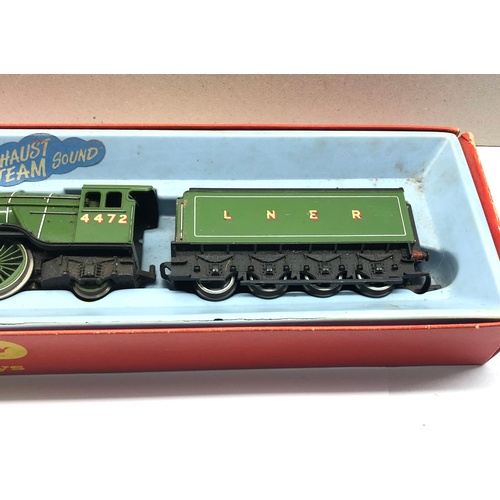 395 - Triang Hornby 4472 flying scotsman loco boxed missing lid