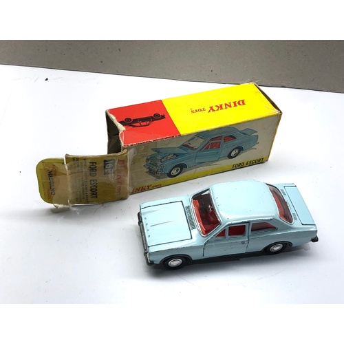 407 - Dinky ford escort 168 boxed