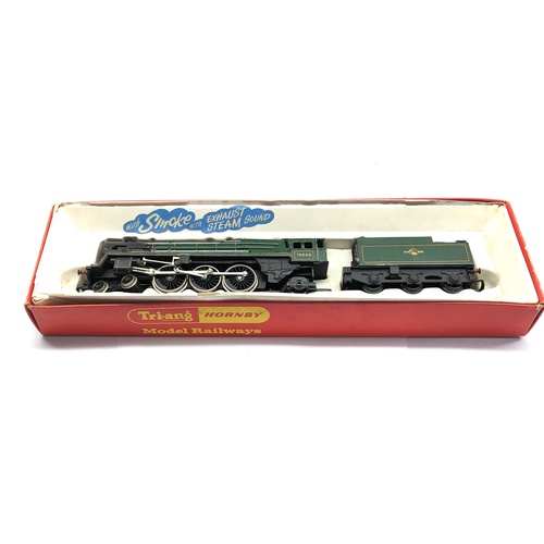 409 - Boxed r.259 Triang Hornby Britannia class loco and tender original box