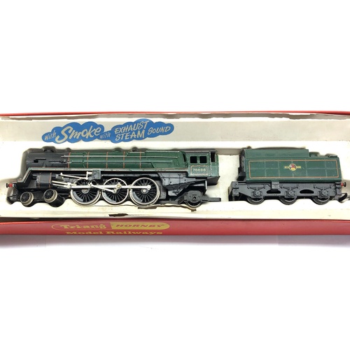 409 - Boxed r.259 Triang Hornby Britannia class loco and tender original box