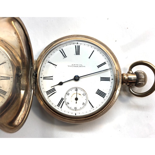 217 - Waltham Riverside pocket watch 3/4 plate lever movement 17 jewels No 12532232 stamped A.W.W Co Walth... 