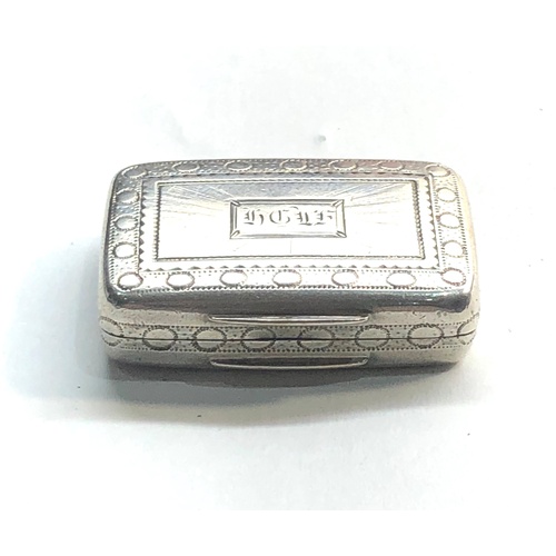 10 - Antique Georgian silver vinaigrette Birmingham silver hallmarks measures approx. 31mm by b21mm 9mm d... 