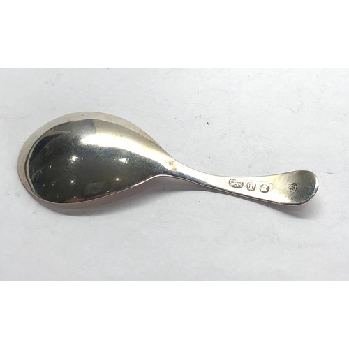 81 - Georgian silver tea caddy spoon