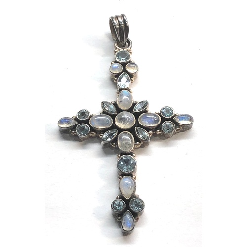 96 - Stone set silver cross