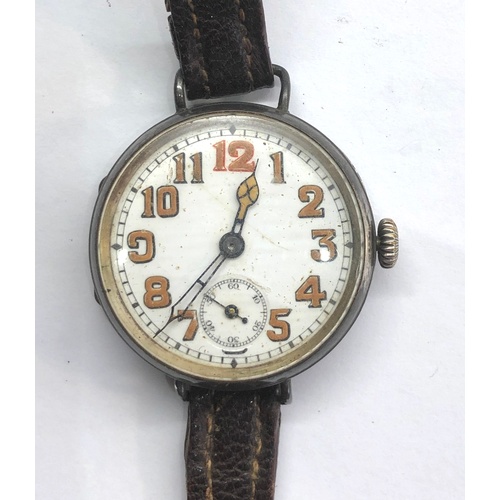 297 - Gents silver cased trench watch