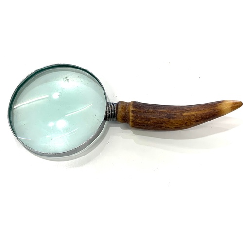 374 - Horn handle magnifying glass