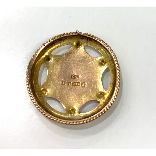 155 - 9ct Round gold brooch panel, approx measurements: 1.9g