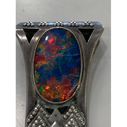 160 - Henry George Murphy, Art deco brooch, slight damage to stone, approximate measurements: 4cm