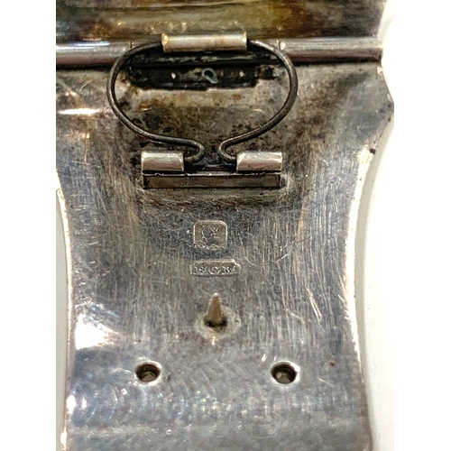 160 - Henry George Murphy, Art deco brooch, slight damage to stone, approximate measurements: 4cm