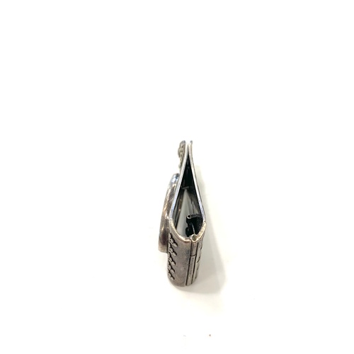 160 - Henry George Murphy, Art deco brooch, slight damage to stone, approximate measurements: 4cm