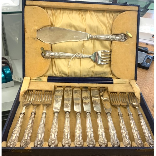 88 - Boxed vintage silver handled fish knife set