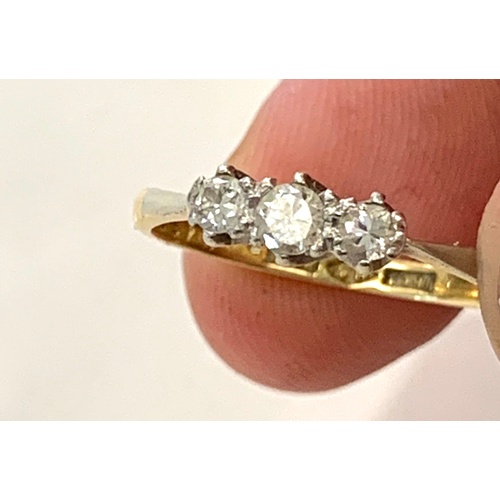 174 - 18ct Gold and Platinum ring diamond set, approximate total weight 1.9g, ring size M