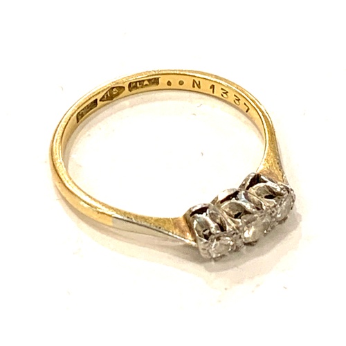 174 - 18ct Gold and Platinum ring diamond set, approximate total weight 1.9g, ring size M