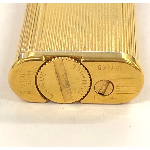 389 - Vintage Dunhill cigarette lighter, in good untested condition as shown in images.