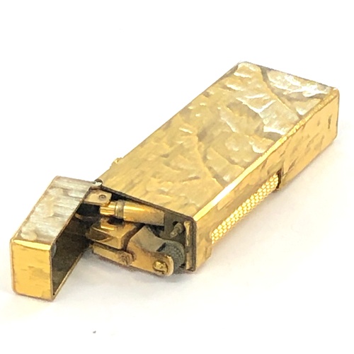 390 - Vintage Dunhill cigarette lighter, in good untested condition as shown in images.