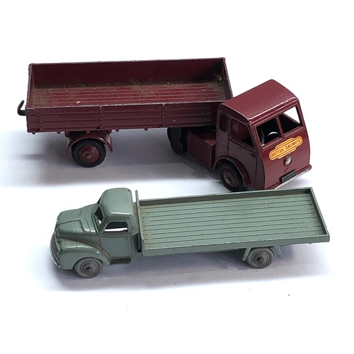 420 - 2 Vintage Dinky lorries Dublo bedford and Hindle smart helecs No 30w