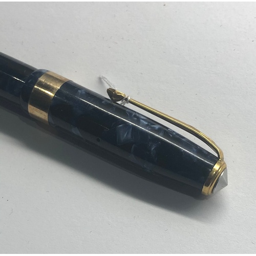 410 - vintage blue marble Conway stewart 60 fountain pen 14ct gold nib