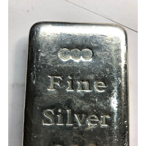 131 - 1 kg fine silver 999 one kilo bar