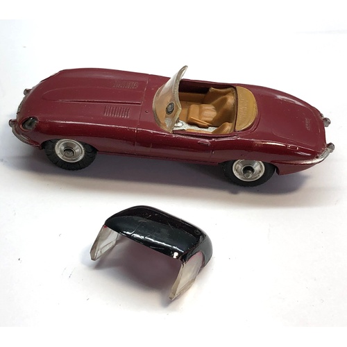 344 - Original boxed corgi 307 E type jaguar with detachable top as shown condition