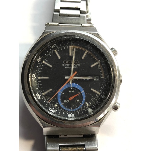 221 - Vintage Seiko Chronograph 6139-7060 automatic watch is ticking but no warranty given, as shown age r... 