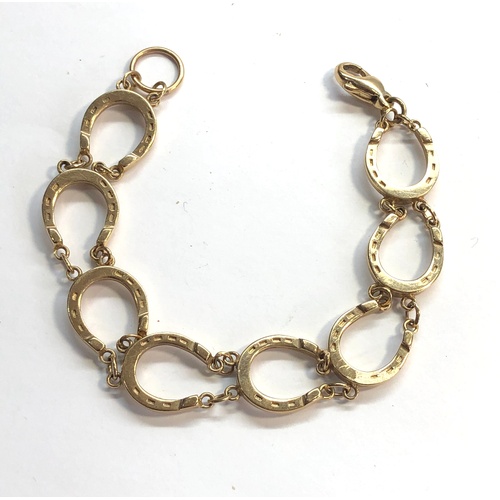 139 - Vintage 9ct gold horse shoe bracelet, measures approx 19cm long 14mm wide weight approx 16g, good as... 