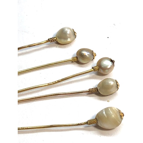 146 - 5 Antique dutch 18ct gold and pearl pins each have oak leaf hallmark and tested as 18ct measure appr... 