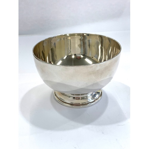 35 - Vintage Hallmarked 1977 London silver bowl by payne & Son Oxford  Diameter - 10cm    In vintage cond... 