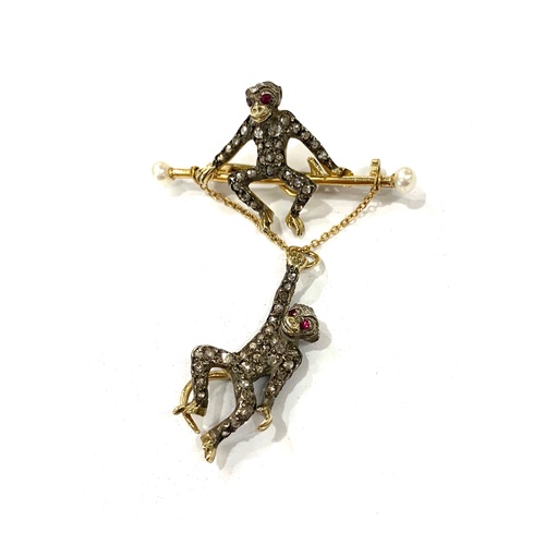 188 - Rose Diamond, monkey brooch, silver front, gold back, measures approximately at widest point: 37mm, ... 