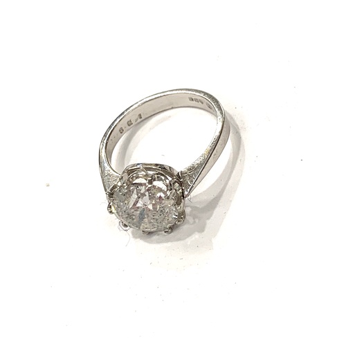 179 - 2.5ct diamond platinum ring, diamond does have flaws as seen in images.