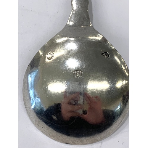 89 - Silver dutch spoon, overall good condition, approximate total weight: 65g