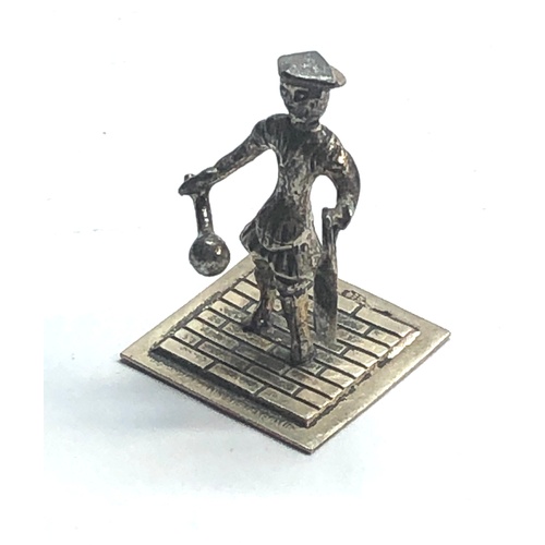 114 - Dutch silver miniature man with pan