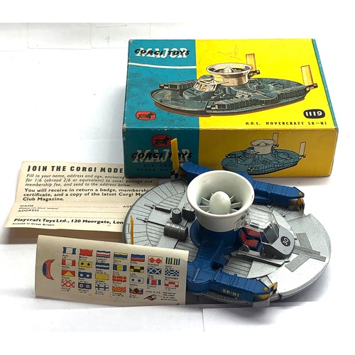 439 - Boxed Corgi 1119 H.D.L Hovercraft sr-n1 good condition please see images for condition