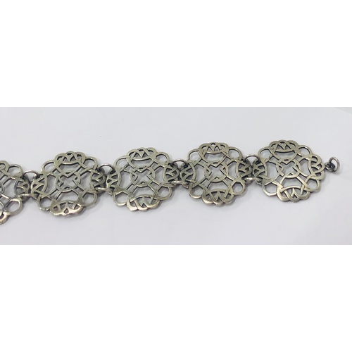 397 - Vintage Ortak ladies heart detailing bracelet, approximate length: 20cm