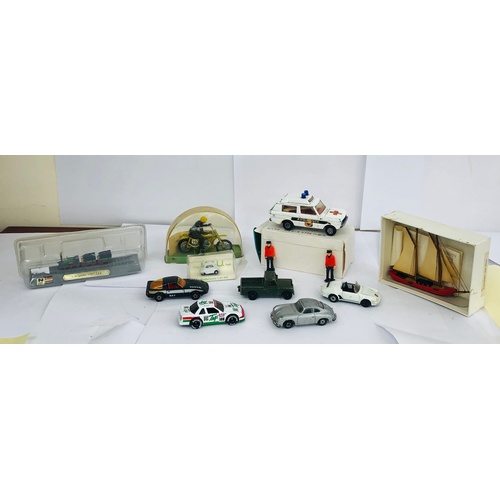 4 - Selection of die cast vehicles, please see images for condition