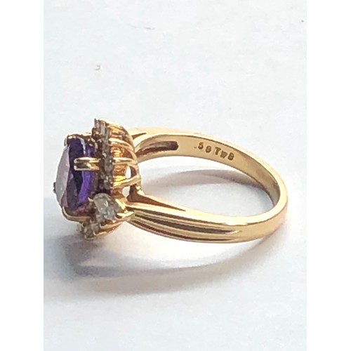 207 - 14ct gold amethyst & diamond ring weight 4.8 size M