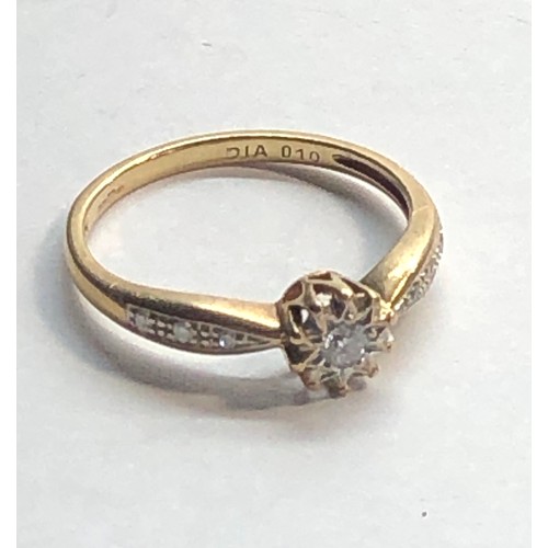 142 - 9ct gold & diamond ring weight 1.6 size l