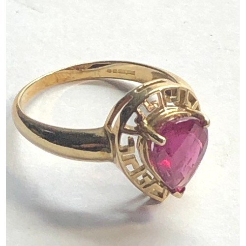 178 - 9ct gold ruby type dress ring weight 2.80g size n